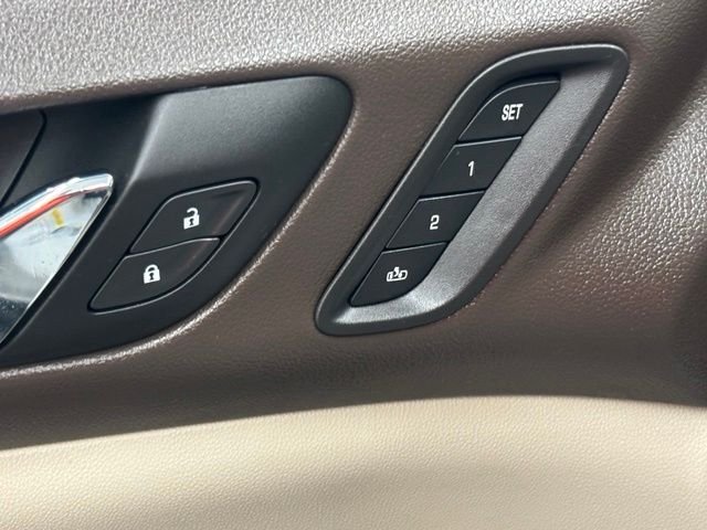 Used 2018 White GMC Denali image 19
