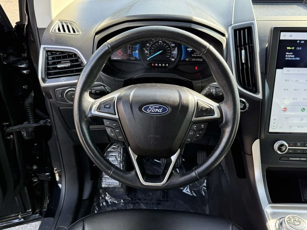 Used 2023 Black Ford SEL image 17