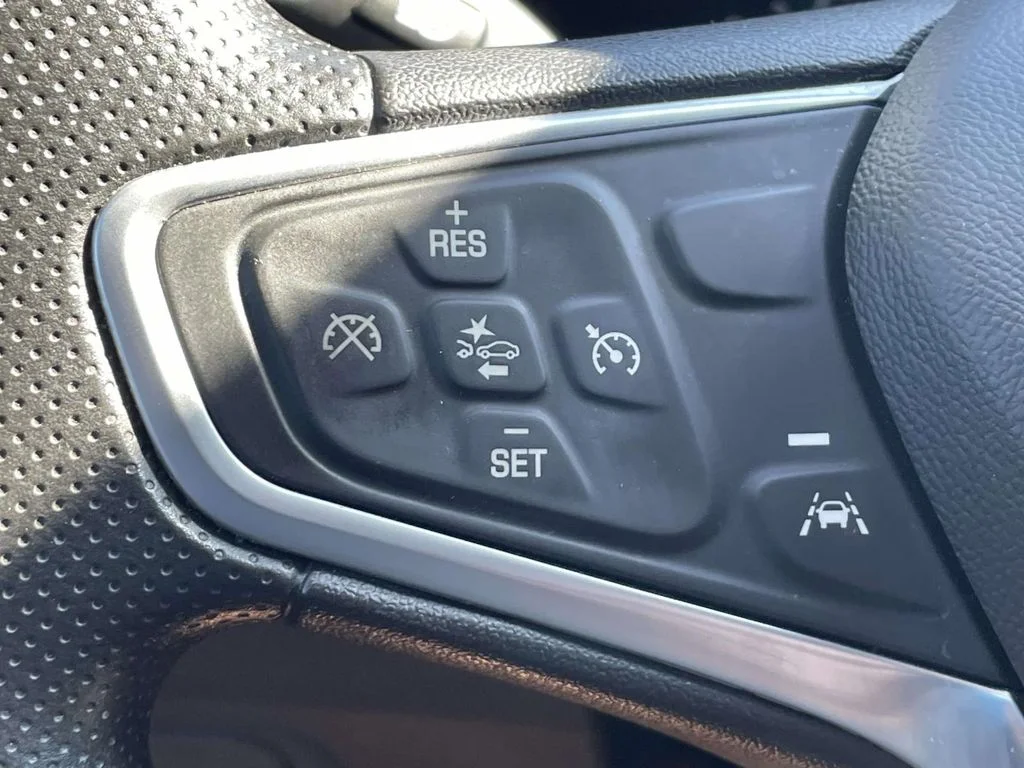 Used 2023 Sterling Gray Metallic Chevrolet LT image 28