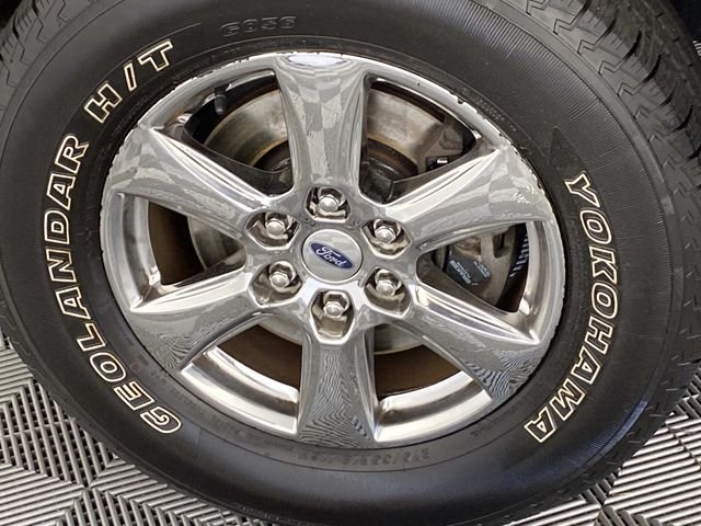 Used 2020 Black Ford XLT image 28