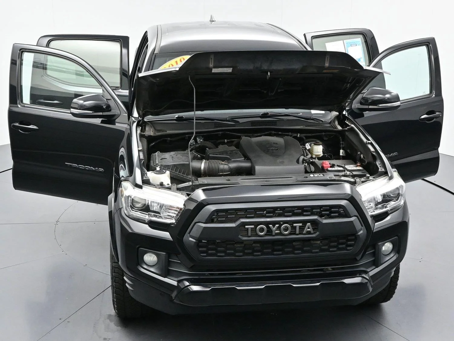 Used 2019 Midnight Black Metallic Toyota TRD Sport image 41