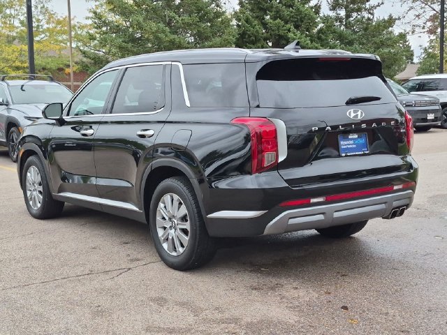 Used 2024 Black Hyundai SEL image 5