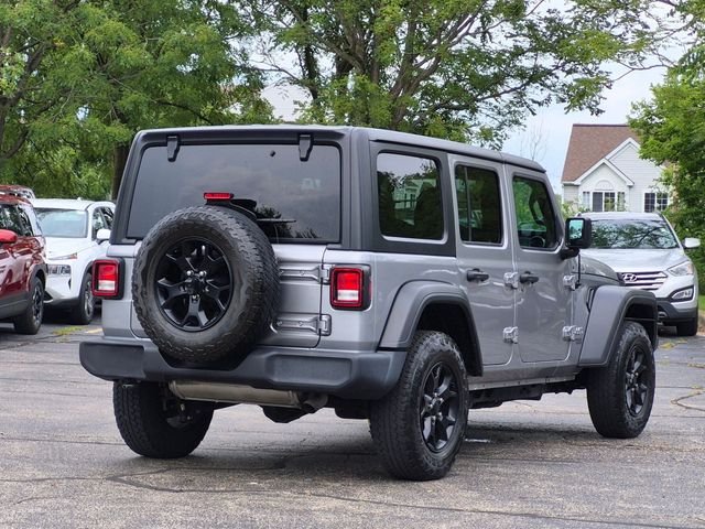 Used 2021 Silver Jeep Unlimited Sport image 7