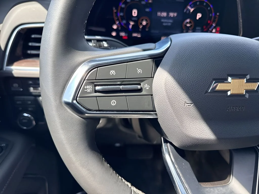 Used 2025 Black Chevrolet LT image 15