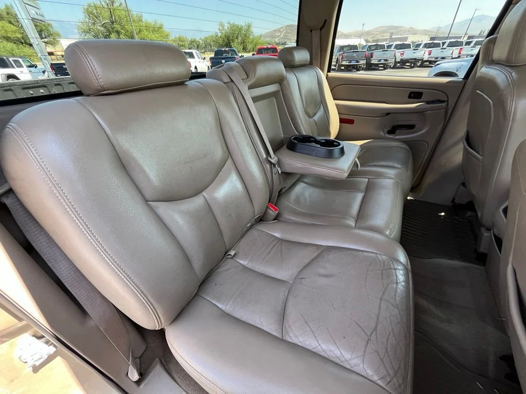 Used 2005 Beige GMC SLT image 18