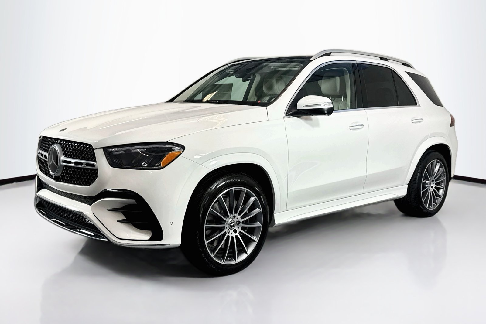 New 2026 Polar White Mercedes-Benz GLE 350 image 1