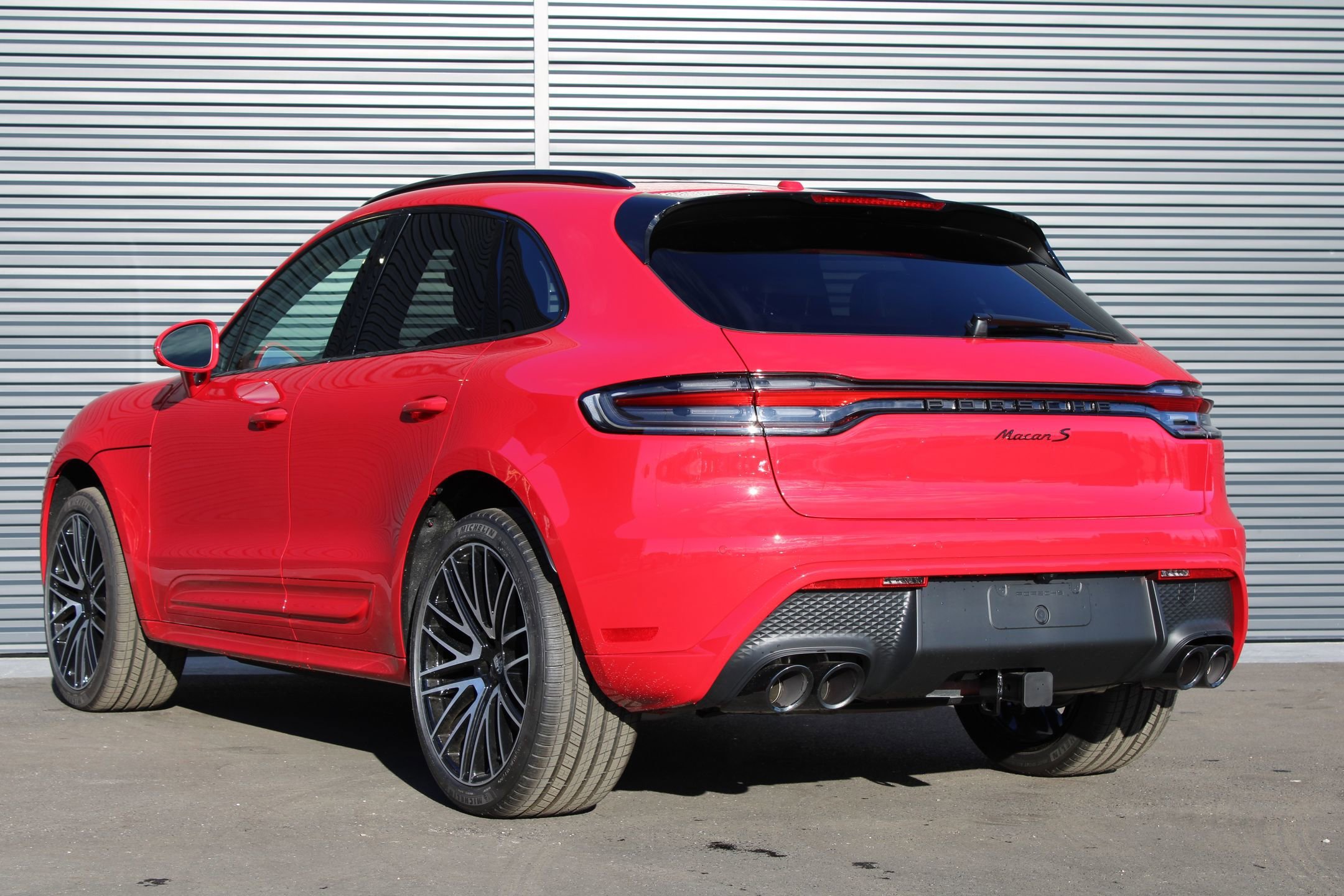 2026 Porsche Macan S - Photo 3
