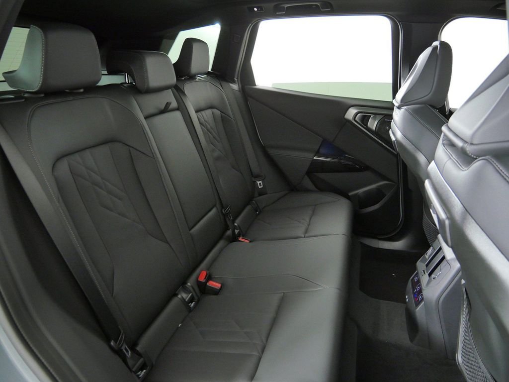 Used 2026 Brooklyn Grey Metallic BMW 30 xDrive image 28