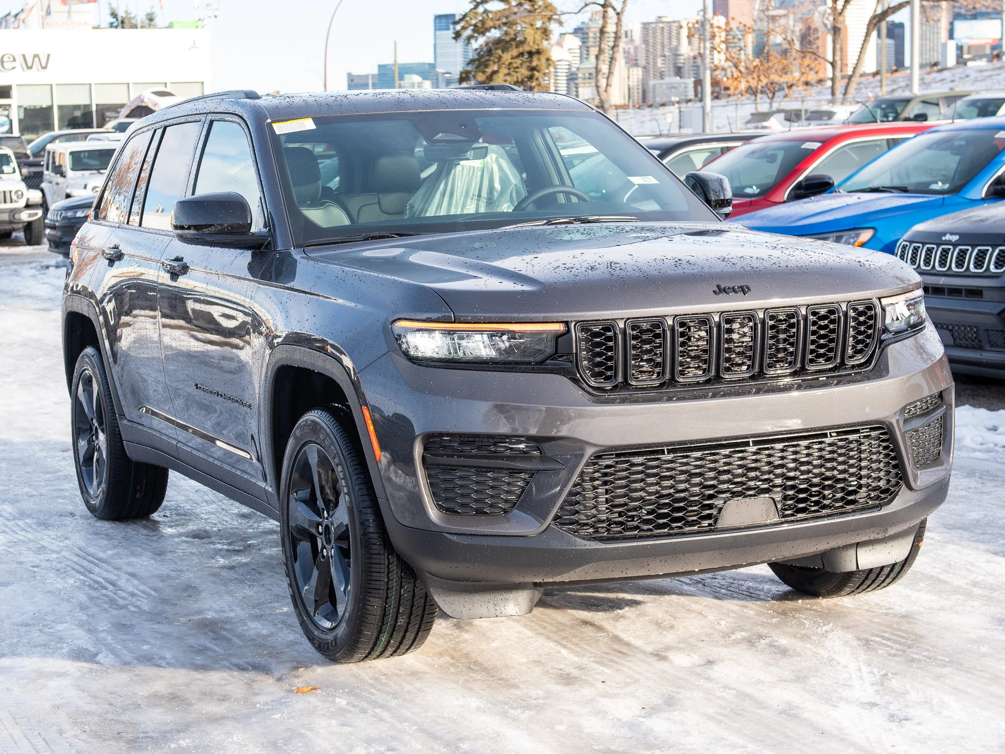New 2025 Grey Jeep Altitude* image 6