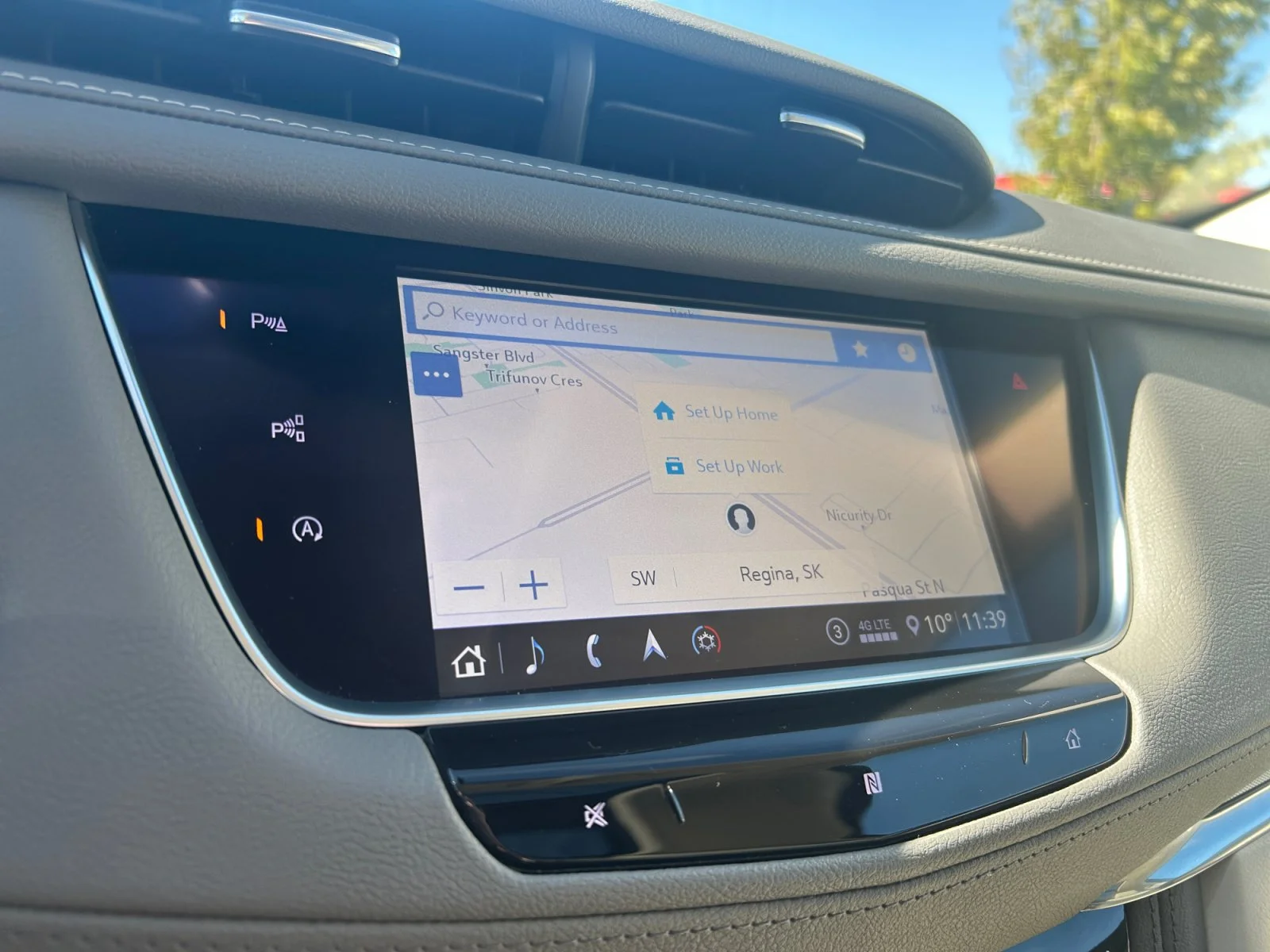 Used 2020 SILVER Cadillac PREMIUM LUXURY AWD image 26