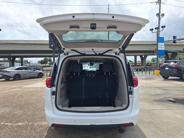 Used 2024 Bright White Clearcoat Chrysler Touring L image 28