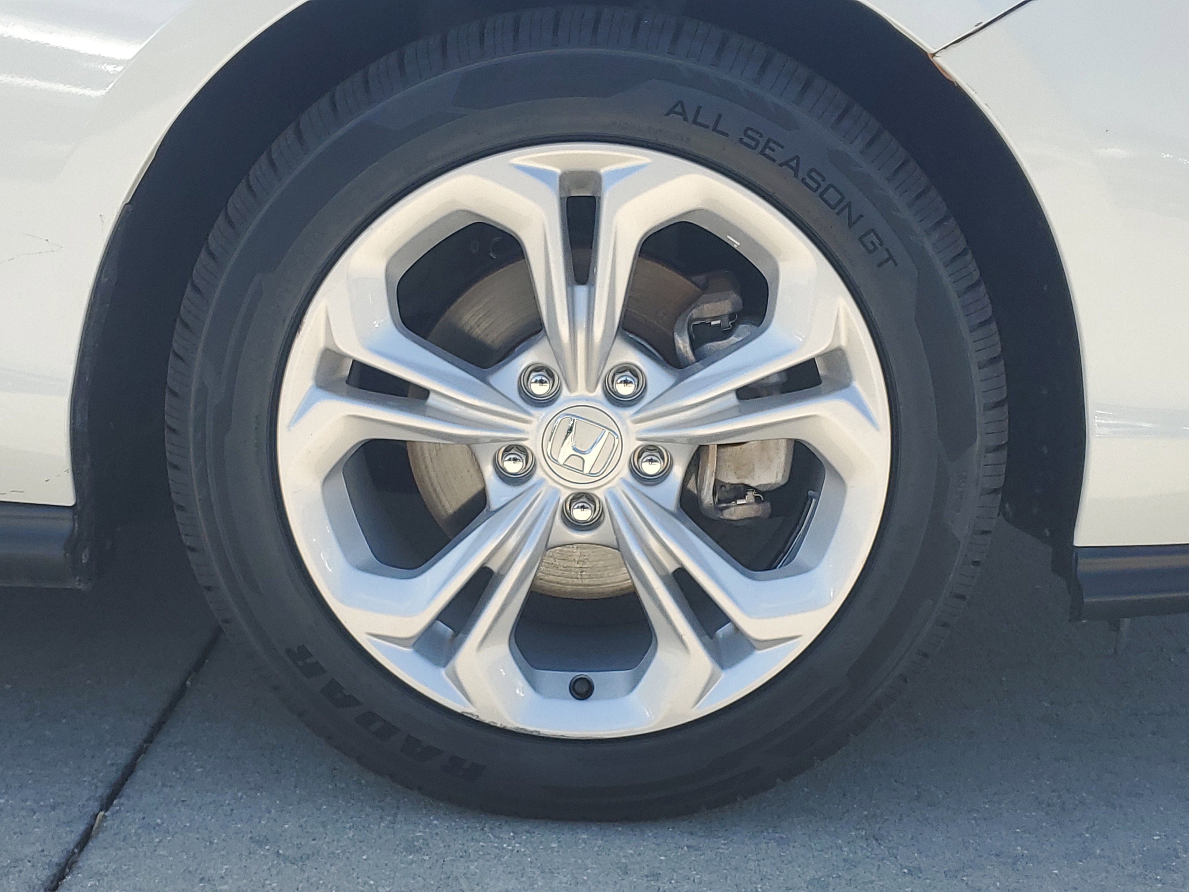 Used 2023 White Honda LX image 8