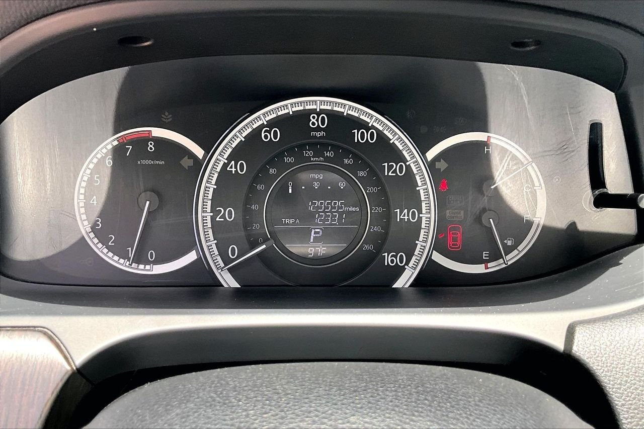 Used 2014  Honda EX-L image 12