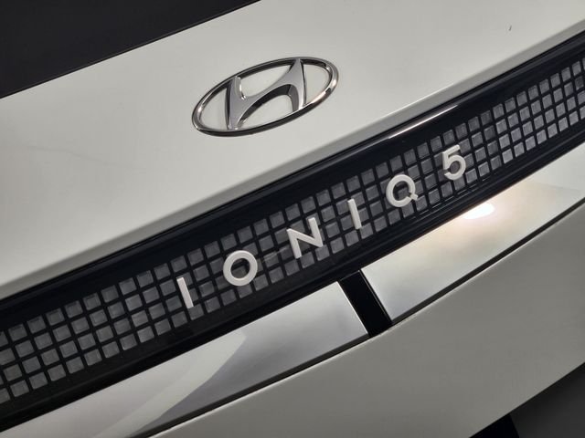 2024 Hyundai IONIQ 5 Limited - Photo 9