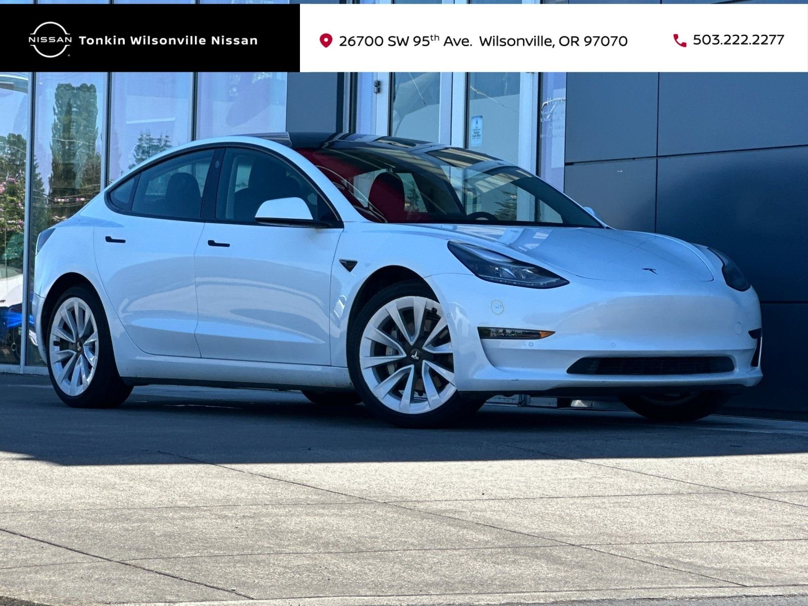 Used 2022 White Tesla Base image 1