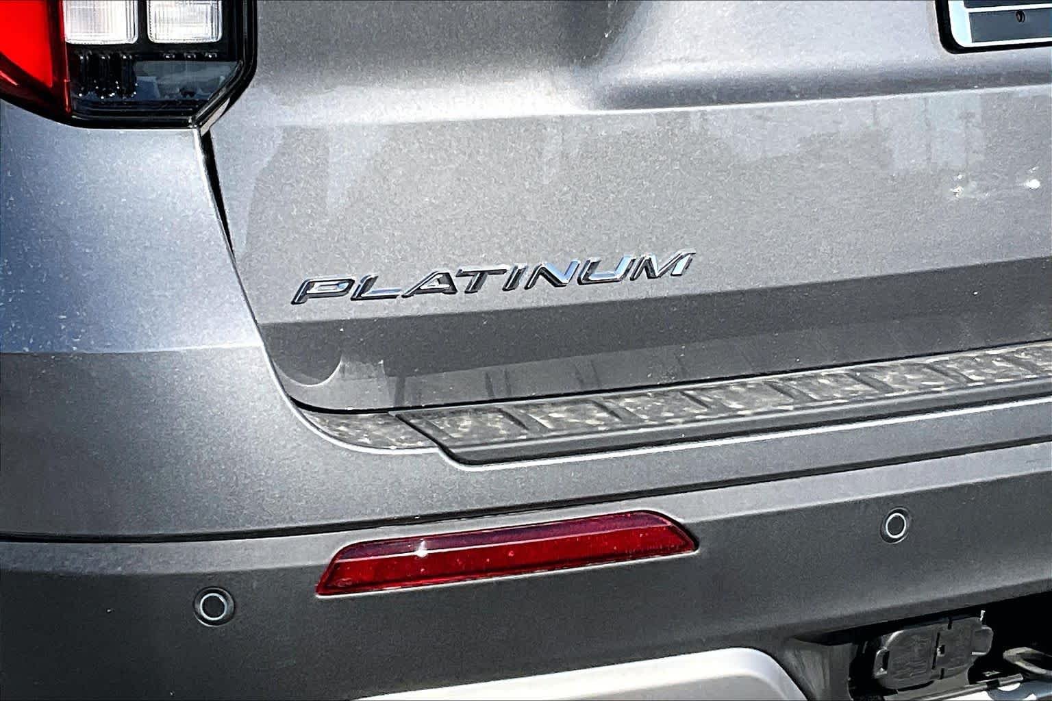 New 2026 Carbonized Gray Metallic Ford Platinum™ image 14