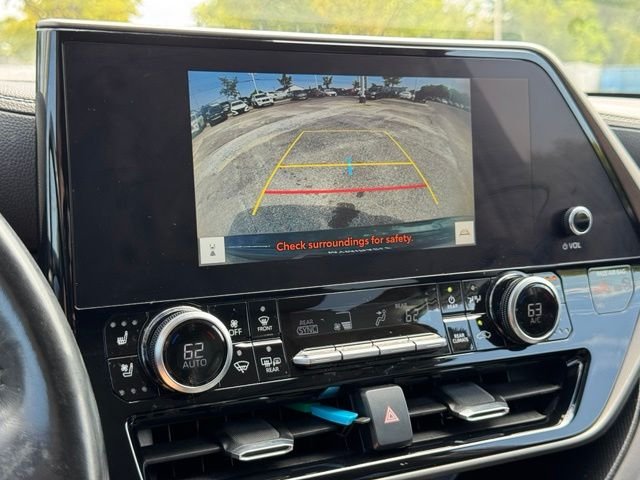 Used 2023 Cypress Toyota Hybrid Limited image 34