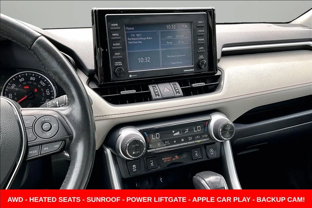 Used 2020 Gray Toyota XLE Premium image 9