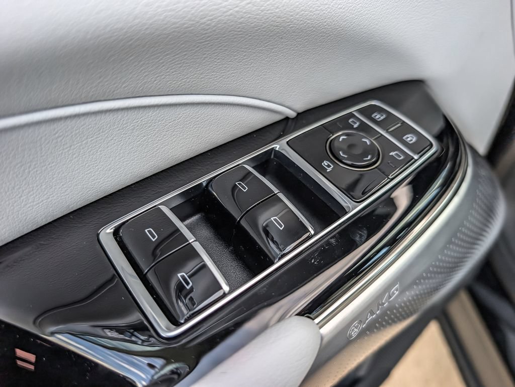 2026 Cadillac LYRIQ Premium Luxury - Photo 12