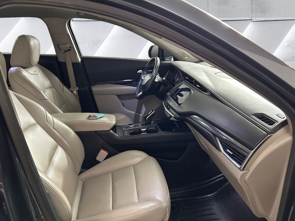 Used 2021 Gray Cadillac Luxury image 13