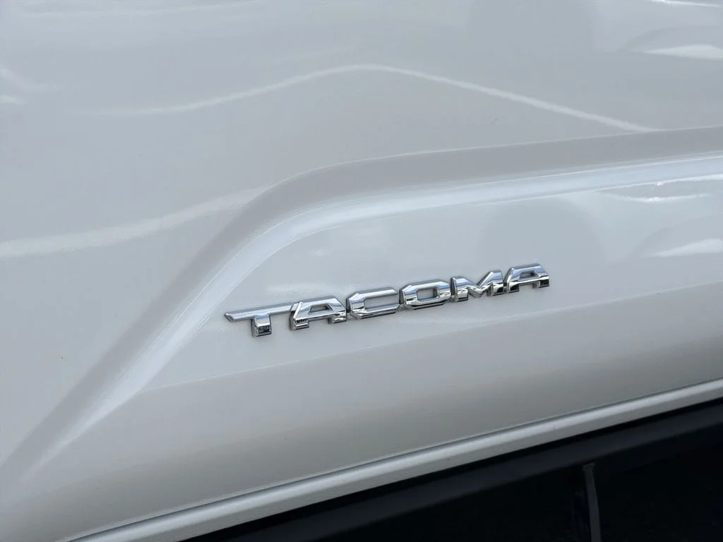 Used 2024 White Toyota SR5 image 39