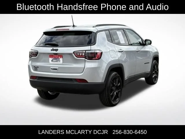 Used 2026 Silver Jeep Latitude image 9