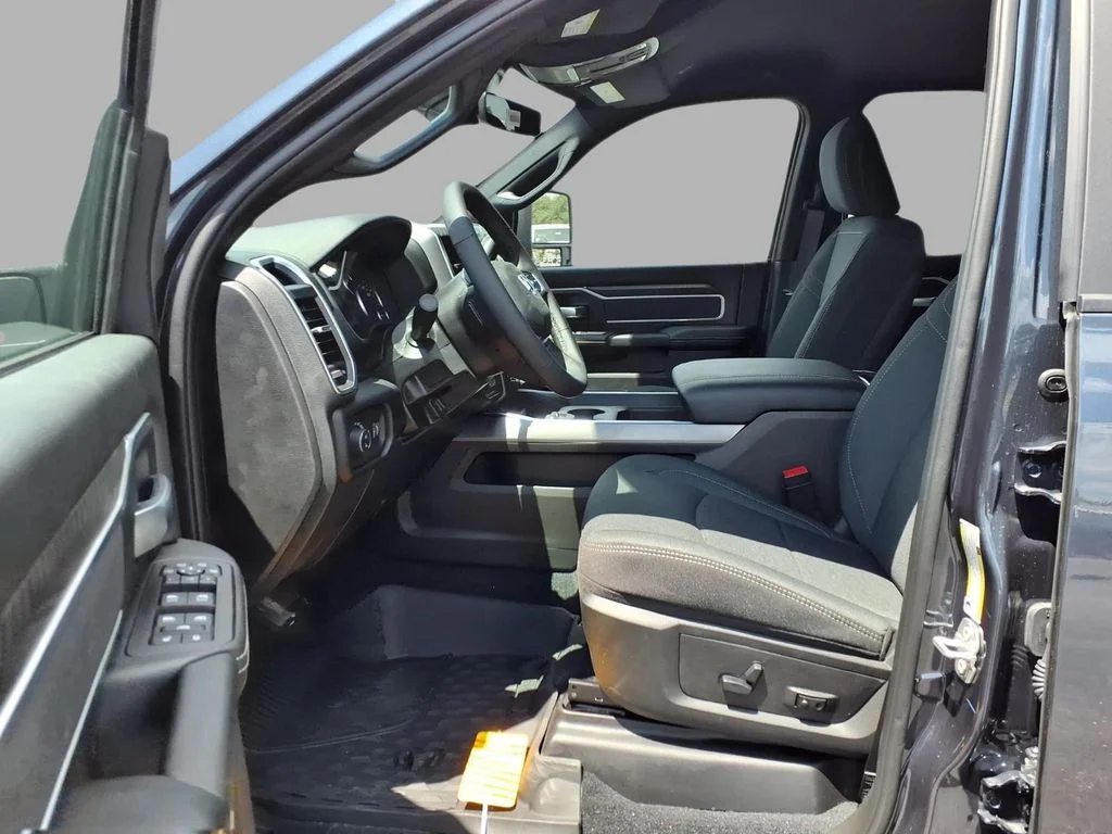 New 2026 Forged Blue Metallic Exterior Paint RAM  image 21