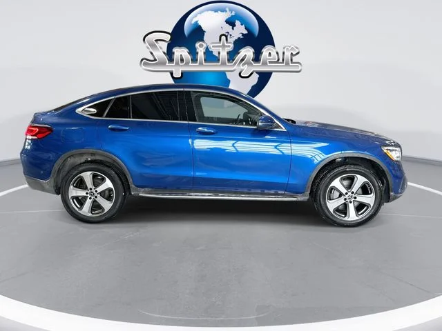 Used 2023  Mercedes-Benz GLC 300 Coupe image 10