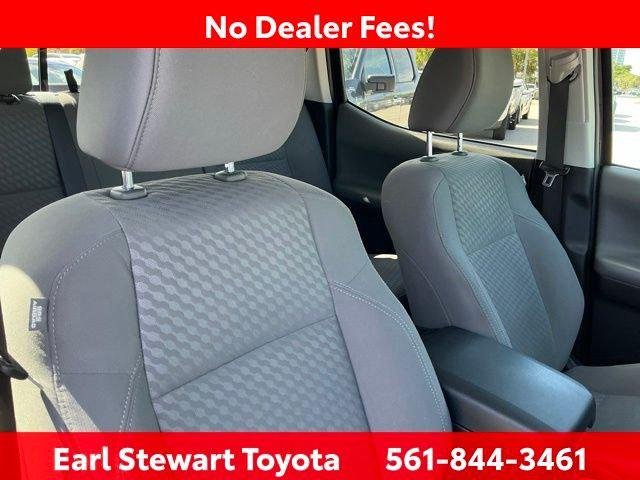 Certified Used 2023 MAGNETIC GRAY MET. Toyota  image 28