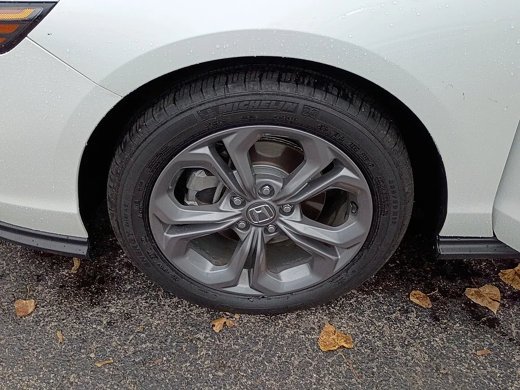 Certified Used 2023 WHITE Honda EX image 10