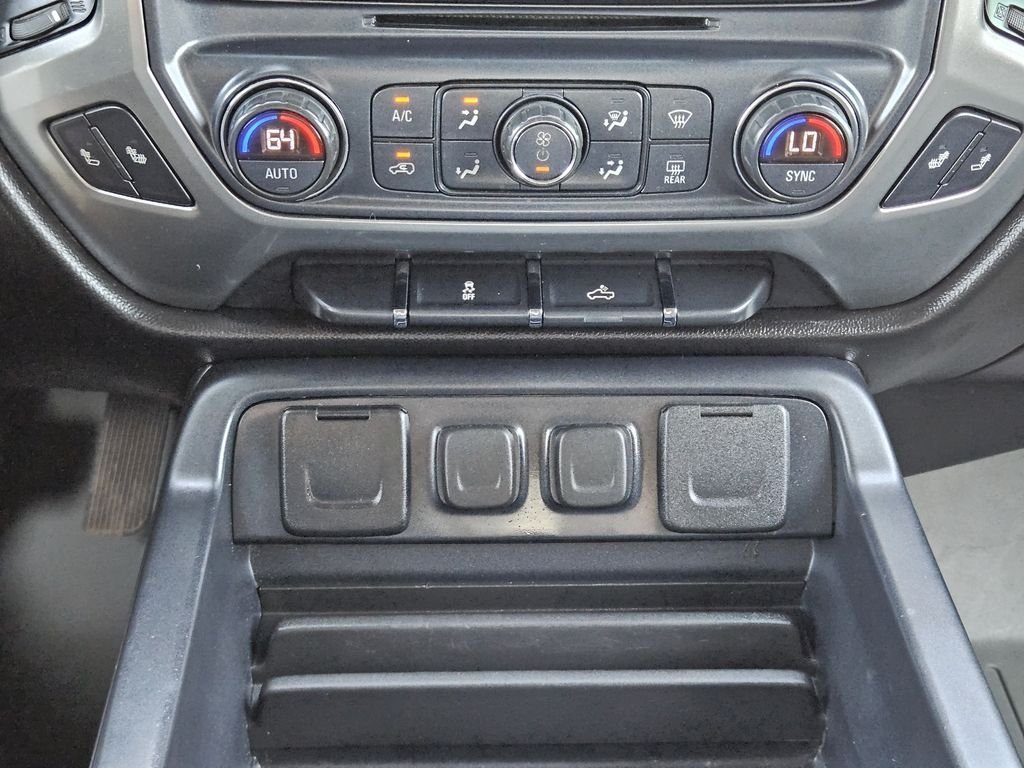 Used 2018 Silver Chevrolet LT image 19
