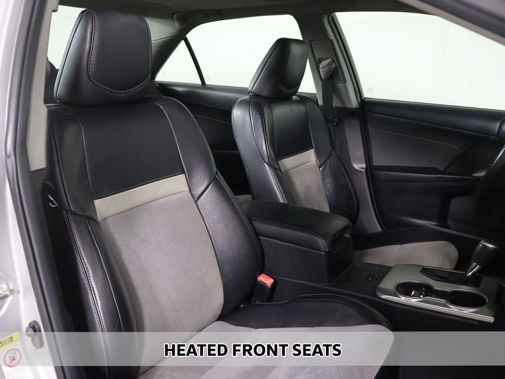 Used 2013 Silver Toyota SE image 6