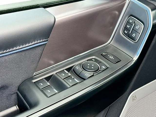 New 2026 Avalanche Ford Platinum image 13