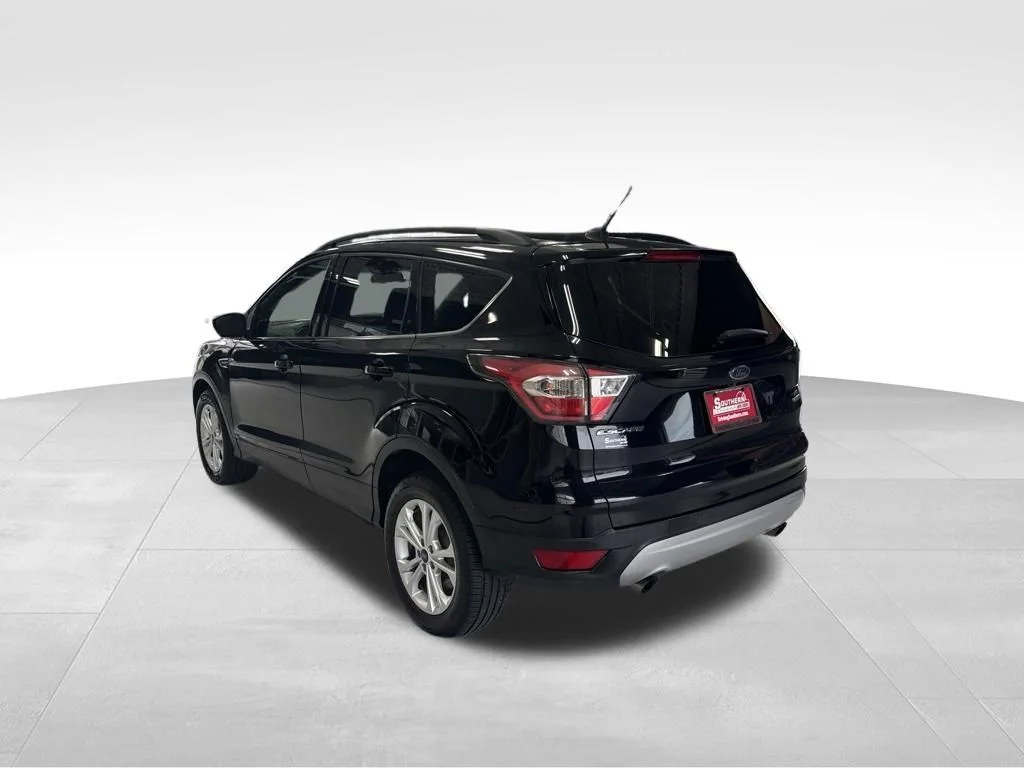 Used 2017 Black Ford SE image 3