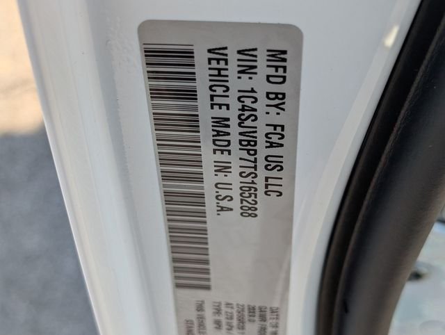 New 2026 Bright White Clear-Coat Exterior Paint Jeep Limited Altitude image 30