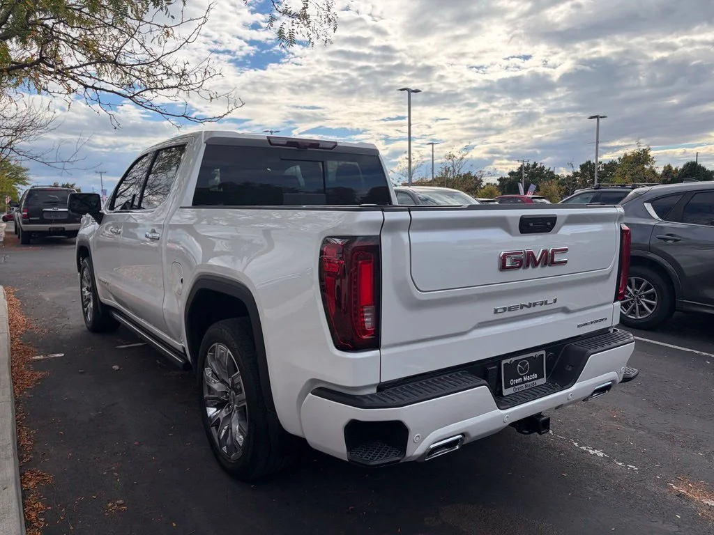 Used 2025 White GMC Denali image 5