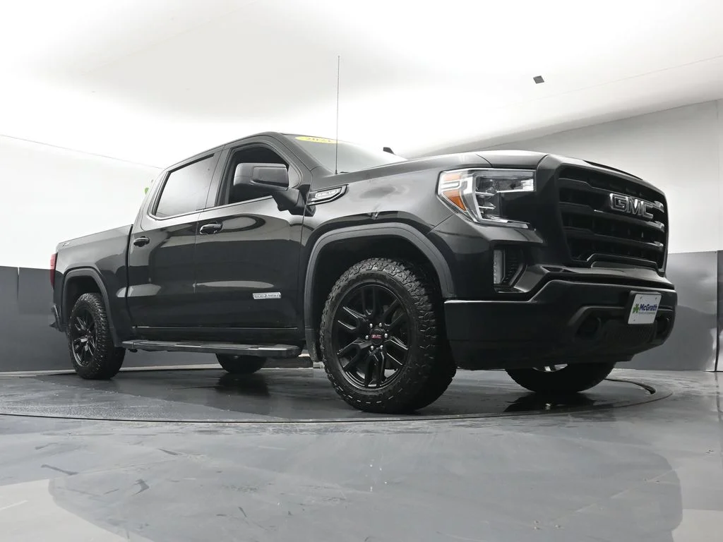 Used 2021 Black GMC Elevation image 25