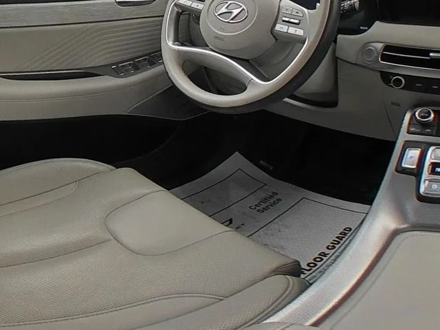 Used 2024 White Hyundai Calligraphy image 38