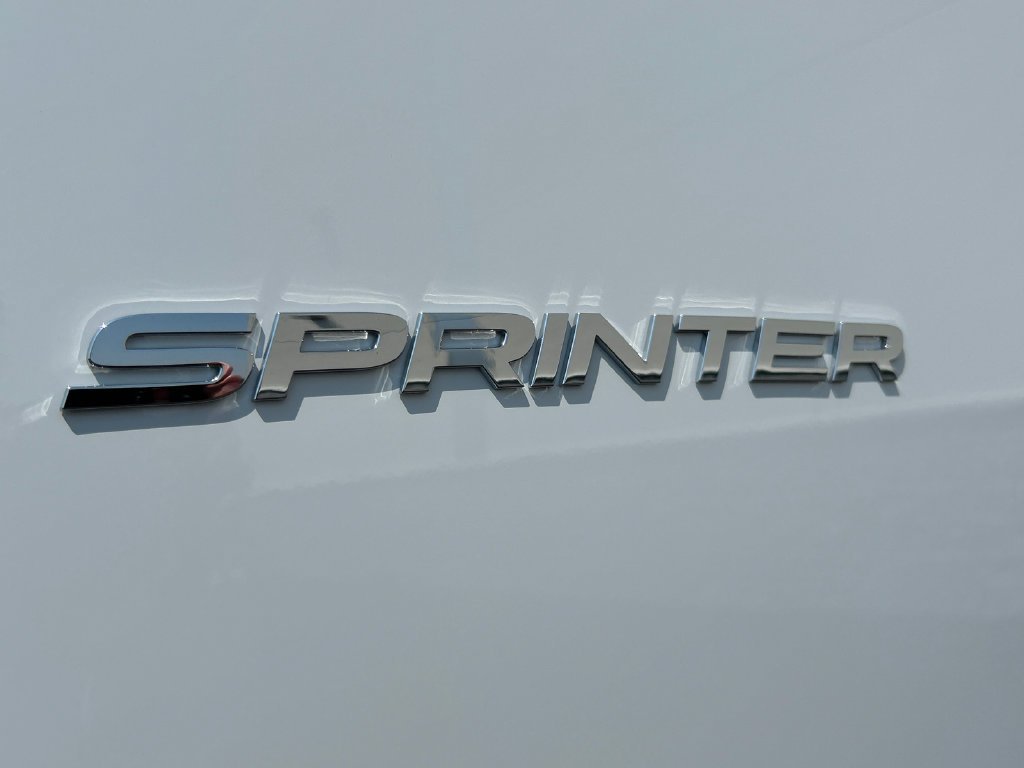 New 2026 Arctic+White Mercedes-Benz  image 24