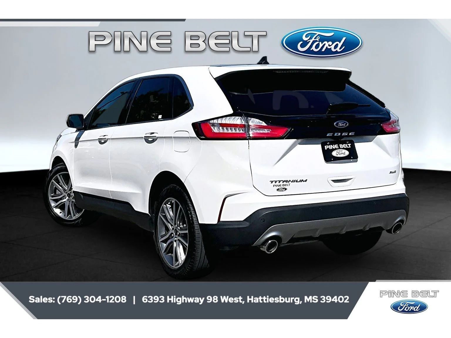 Used 2024 Star White Metallic Tri-Coat Ford Titanium image 2