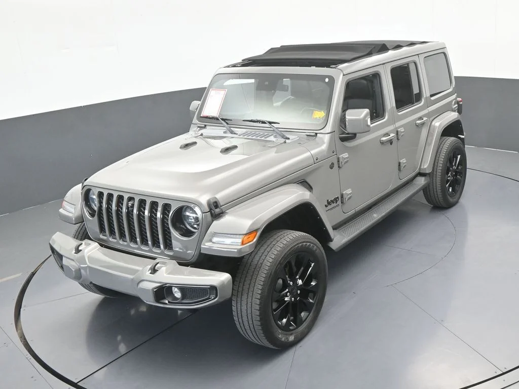 Used 2022 Sting-Gray Clearcoat Jeep Unlimited Sahara High Altitude image 51