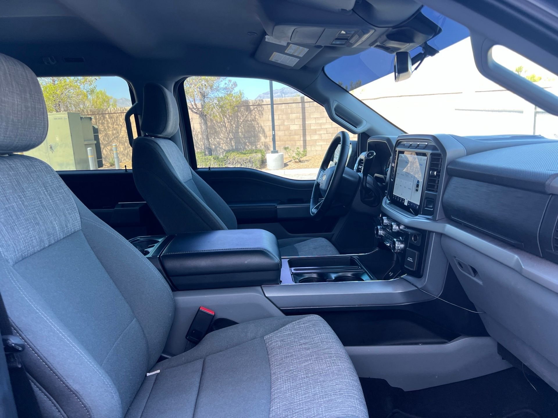 Used 2023 Gray Ford XLT image 21