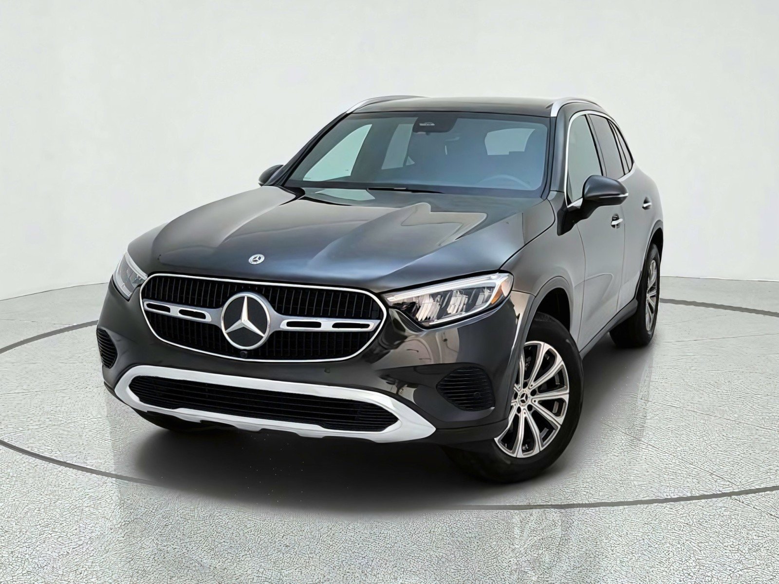 Certified Used 2026 Graphite Grey Metallic Mercedes-Benz GLC 300 image 2