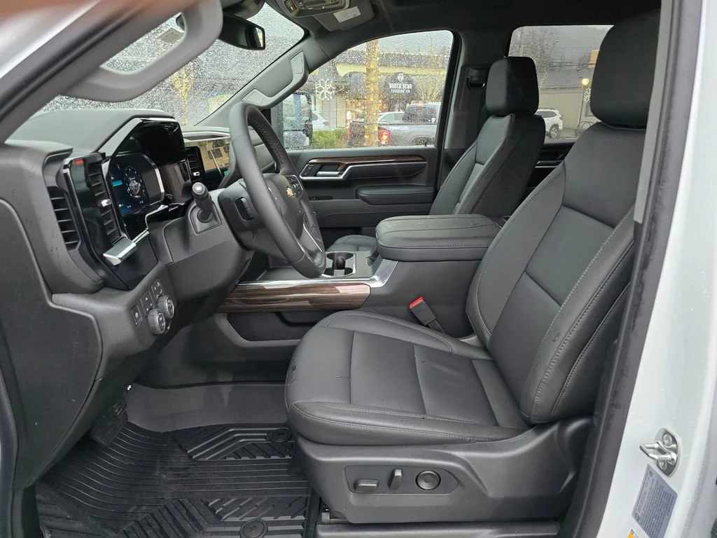 2026 Chevrolet Silverado 3500 HD LT - Photo 21