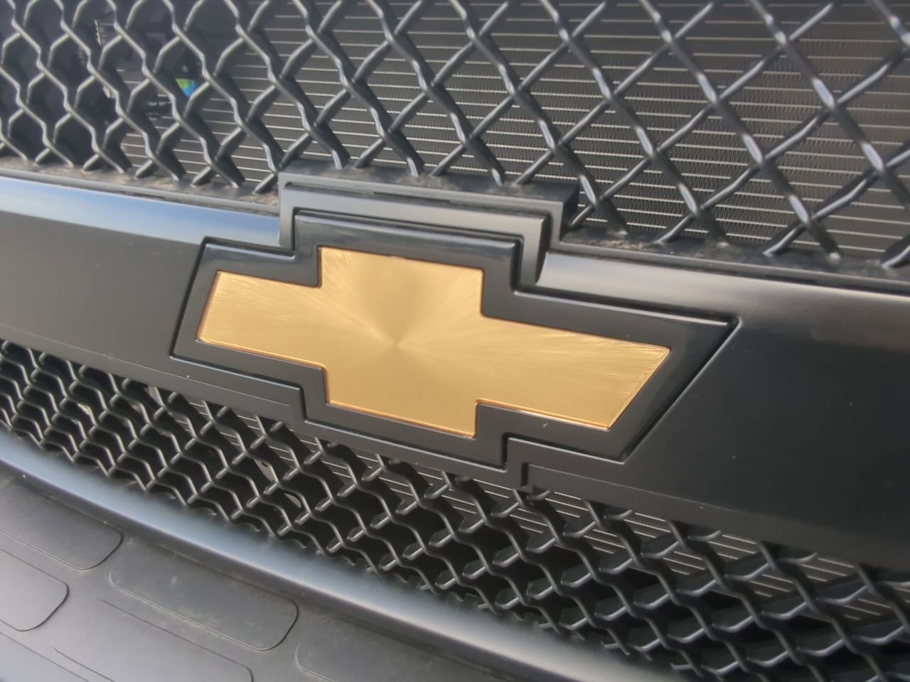 New 2025 Summit White Chevrolet Work Truck image 27