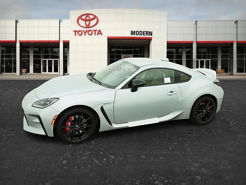 Used 2026 Steel Toyota Premium image 9