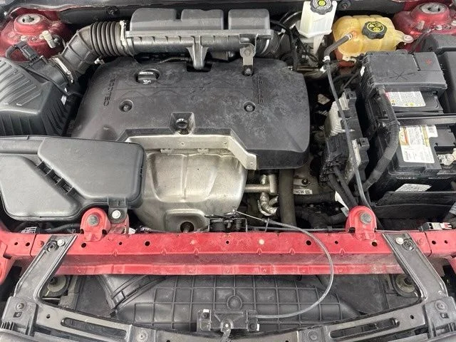 Used 2019 Red Buick Essence image 21
