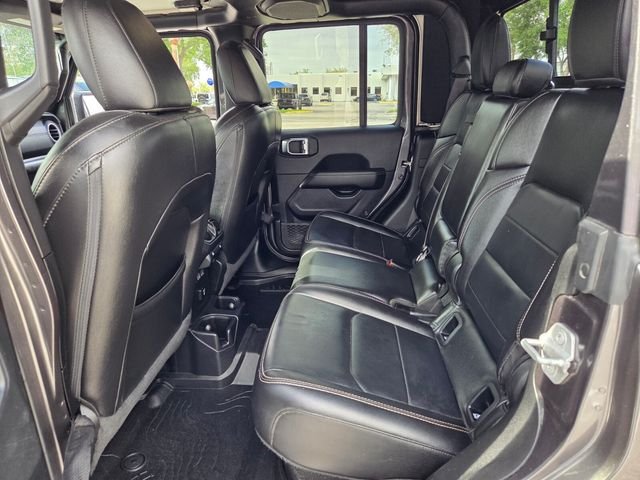 Certified Used 2020 Gray Jeep Overland image 15