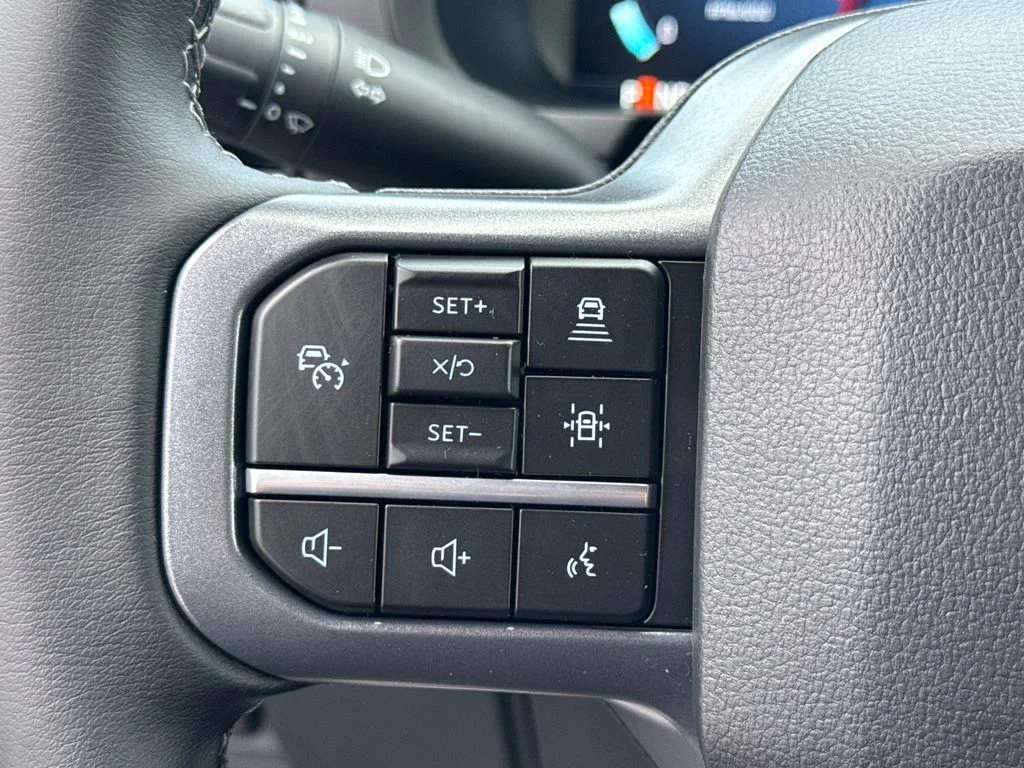 New 2026 Silver Ford XLT image 26