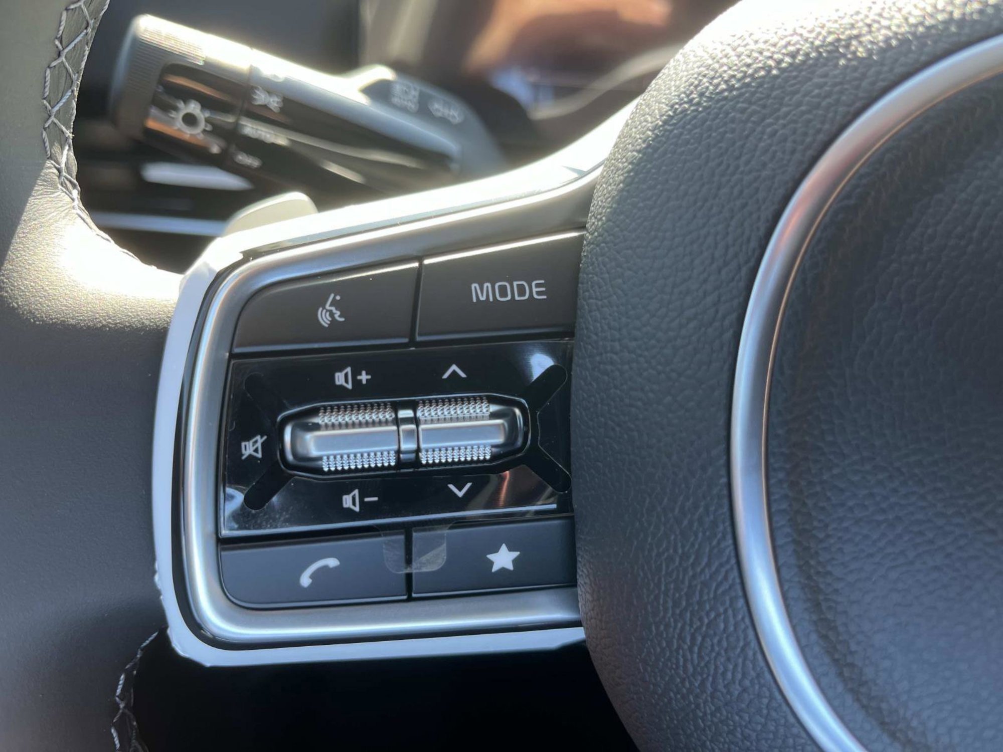 New 2026 Ivory Silver Kia EX image 29